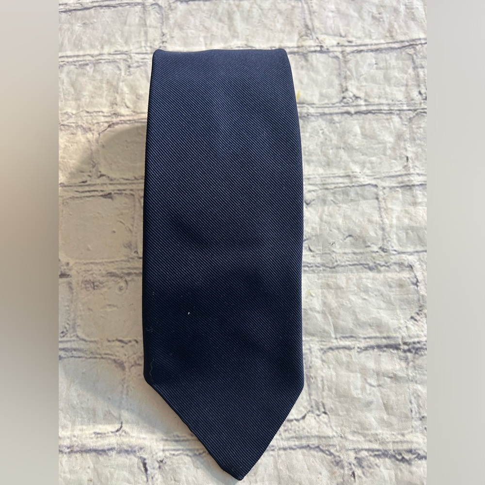 VINTAGE HUGHES & HATCHER BY OLEG CASSINI BURMA NAVY BLUE MENS TIE